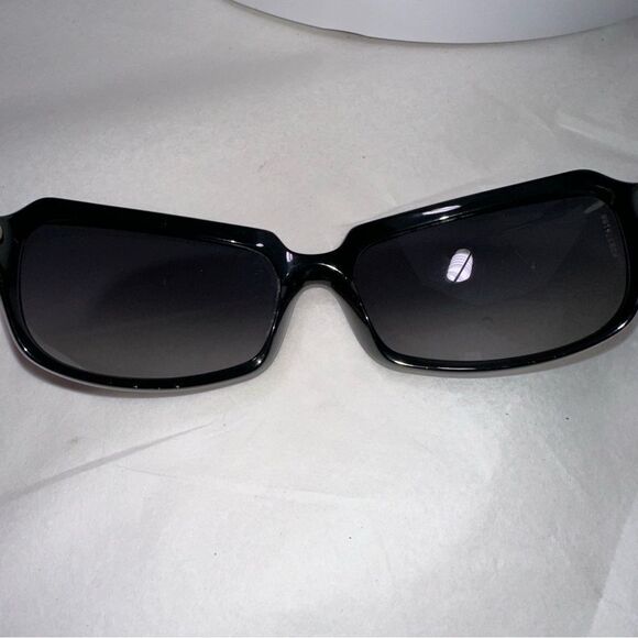 Dolce & Gabbana Women’s Sunglasses Black. - Picture 8 of 13